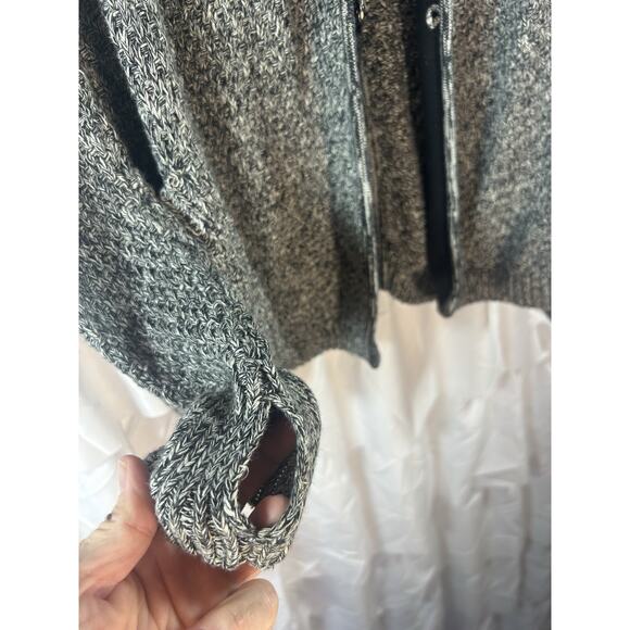Lululemon Size 4 Cardigan Cotton Tweed Black gray Post Practice pockets thumb - Picture 4 of 7